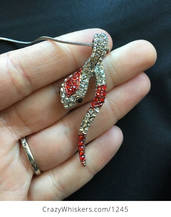 Beautiful Rhinestone Snake Pendant Necklace - #jAydFaNzSwo-1