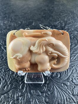 Carved Elephant Stone Jewelry Pendant Mini Art Ornament #Ftrc0rX2598