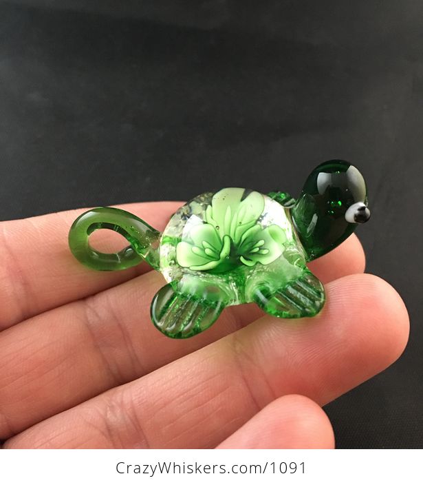 Cute Glass Turtle Pendant in Green with Flowers in the Shell - #xvxSOm4h33M-2