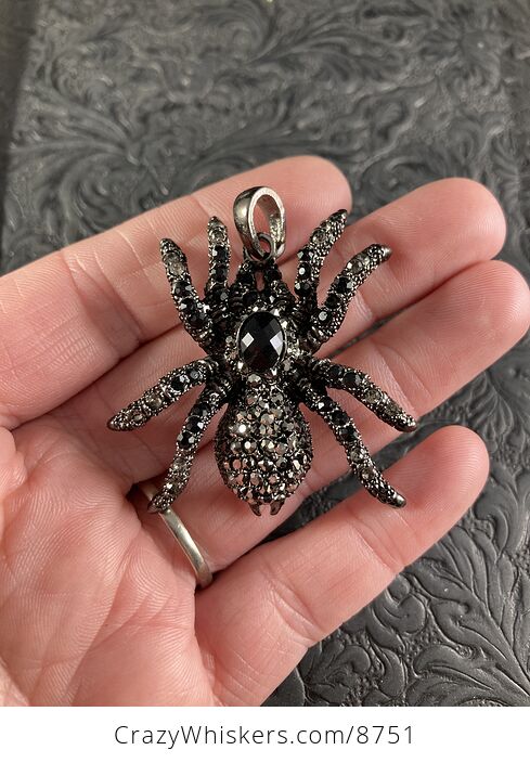 Elegant Black Rhinestone and Metal Tarantula Spider Pendant Halloween Jewelry Necklace - #jpAjwWNNTUs-2