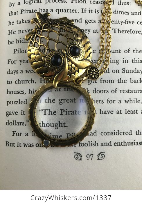 Owl Magnifying Glass Pendant in Vintage Gold Tone - #g1CcoYWCY7w-5