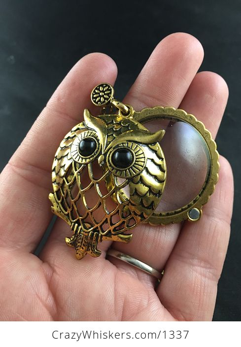 Owl Magnifying Glass Pendant in Vintage Gold Tone - #g1CcoYWCY7w-3