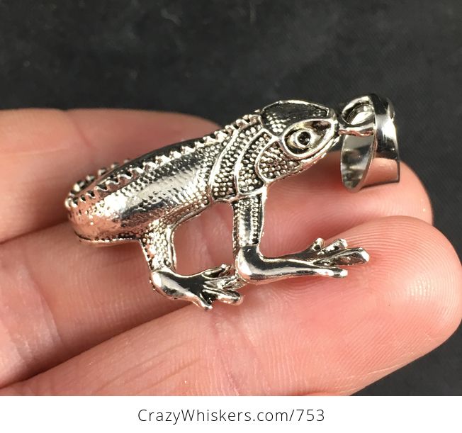 Silver Tone Iguana Lizard Pendant - #osGf8CUlNSY-4