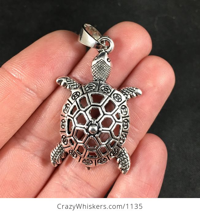 Small Cute Silver Toned Sea Turtle Pendant - #WBDgoMENS7g-1