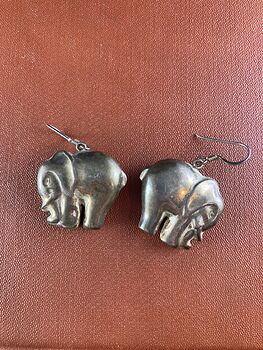 Vintage 3d Metal Dual Sided Elephant Earrings #pG64dvEBQh8