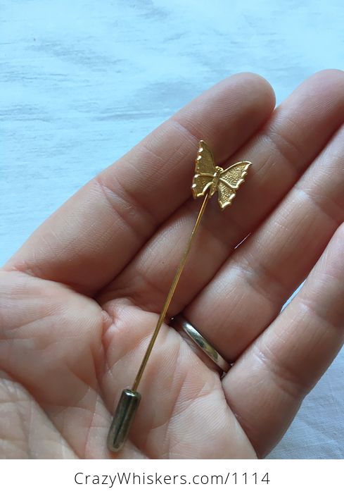 Vintage Gold Tone Butterfly Stick Pin Shipping Included in Price - #jSIY6YMXNbk-1