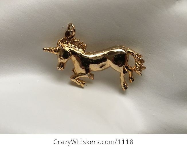 Vintage Gold Tone Rearing Unicorn Pendant Shipping Included in Price - #XtpB70dVih4-1
