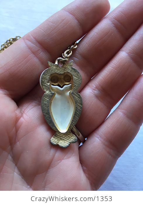 Vintage Opalescent and Gold Toned Owl Necklace Shipping Included in Price - #tY9Ea76BDoM-3