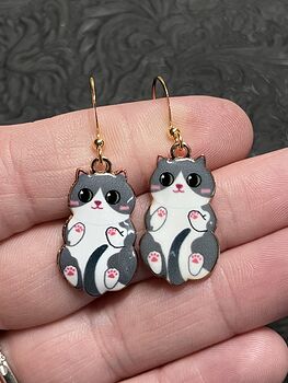 Adorable Grey Tuxedo Kitten Cat Earrings #uTXTIh98I3U