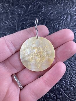 Animal Jewelry Pendant Bear and Paw Carved in Mother of Pearl Shell #NQw219V6VoY