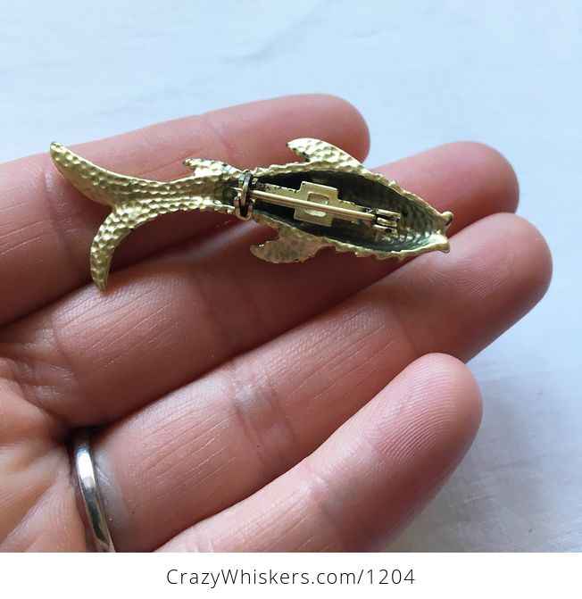Beautiful Textured Gold Toned Fish Brooch Pin with Red Eye and Sparkly Stones - #j05ibDqISDw-4