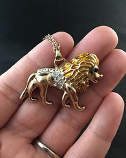 Beautiful Walking Male Lion Necklace Pendant in Gold Tone with Rhinestones #I2KLfYOeNvA