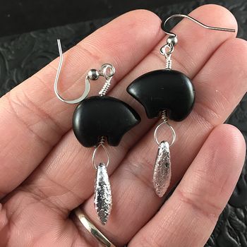 Black Magnesite Bear and Etched Silver Dagger Earrings with Silver Wire #DsdesxSRttc