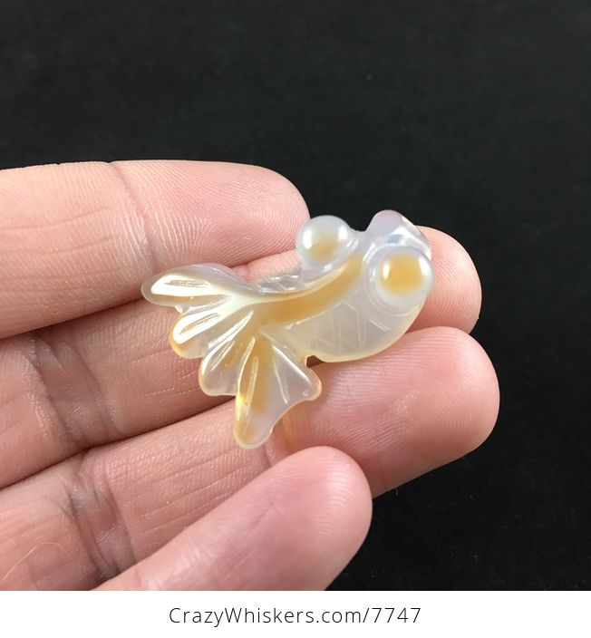 Carved Agate Goldfish Jewelry Pendant - #mLahvPE28Q4-2