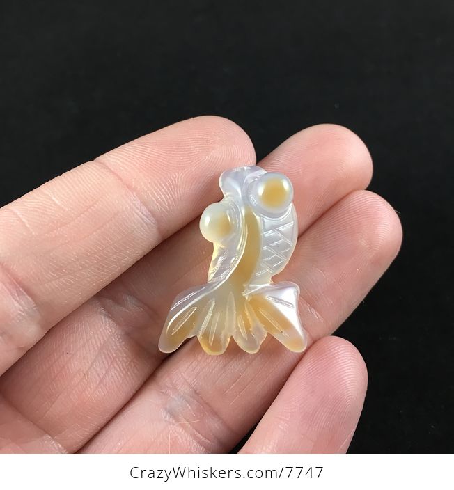 Carved Agate Goldfish Jewelry Pendant - #mLahvPE28Q4-1