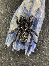 Elegant Black Rhinestone and Metal Tarantula Spider Pendant Halloween Jewelry Necklace #jpAjwWNNTUs