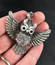 Flying Owl Pendant in Silver Tone #OHK46pwtNG0