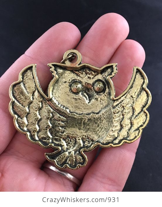 Flying Owl with Black Rhinestone Eyes on Vintage Gold Tone Pendant - #6DkefDIoRck-2