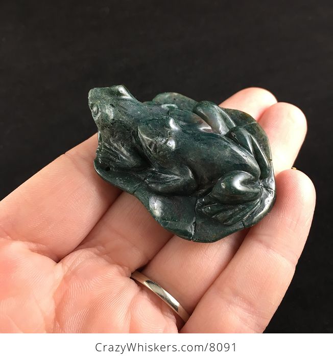 Frog Couple on a Lily Pad Carved Indian Agate Stone Pendant Jewelry - #g2Sza0lfTsw-4