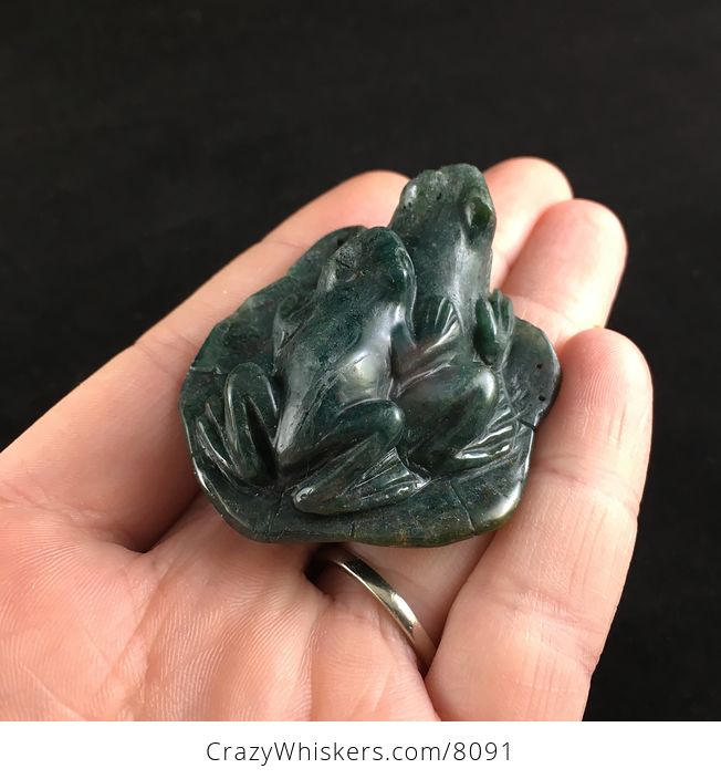 Frog Couple on a Lily Pad Carved Indian Agate Stone Pendant Jewelry - #g2Sza0lfTsw-2