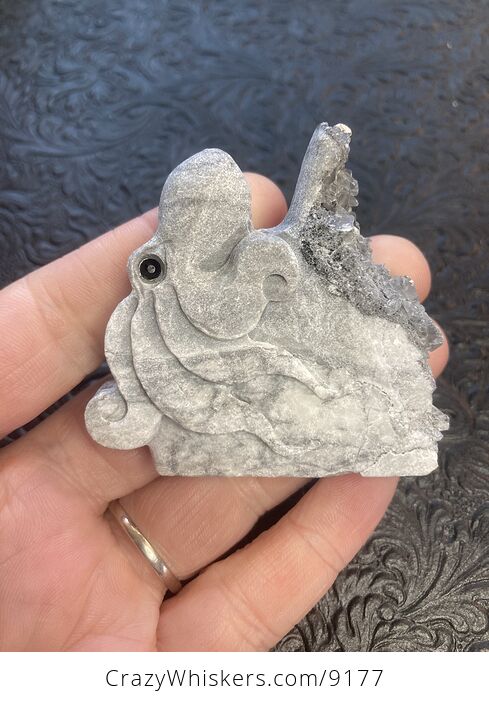 Hand Carved Dual Sided Gray Quartz Crystal Stone Octopus Figurine - #c1XCZcIr6UA-1