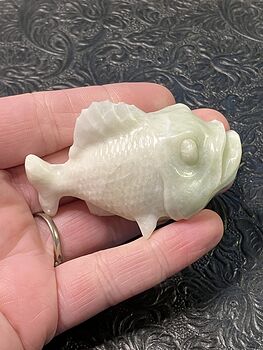 Hand Carved Jade Crystal Stone Fish Figurine #SUT1sMIzoLo