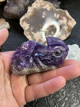 Hand Carved Purple Amethyst Stone Chameleon Lizard Crystal Figurine #1lmAE8PkPVA