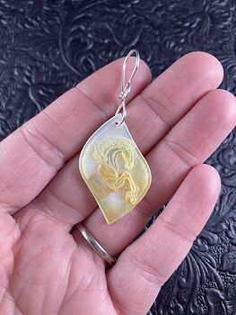 Horse Mother of Pearl Carved Shell Jewelry Pendant #eIu2YH1W6kA