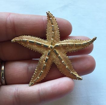 Large Vintage Textured Gold Toned Starfish Brooch Pin #85AB2keMOm8