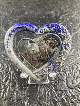 Lion and Lioness Pair Carved Shell and Lapis Lazuli Heart Stone Pendant Cabochon Jewelry Mini Art Ornament #dRSyyeY2ayw