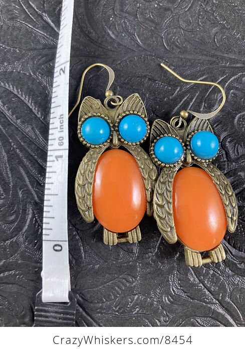 Owl Earrings with Blue Eyes and Orange Bodies on Vintage Brass Tone - #RnbbhWxDex8-1
