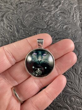 Purple Eyed Black Witch Cat Wearing a Pentagram Star Halloween Pendant Jewelry Necklace #mINqBsFTGgc