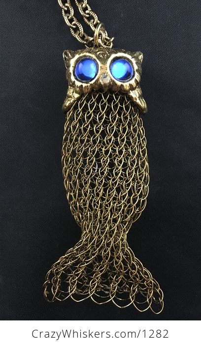 Really Unique Vintage Gold Tone Metal Mesh Formed Owl Pendant with Blue Cat Eye Stone Eyes - #iJ8RsEzDG3E-3