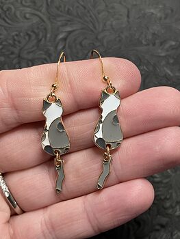 Rear View Enamel Gray and White Cat Dangly Tail Earrings #giCKx8CFbHU