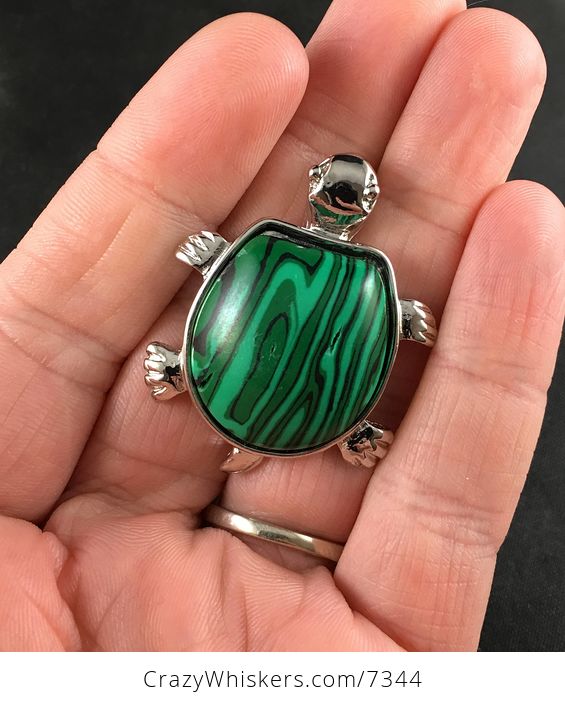 Synthetic Green Malachite Stone and Silver Tone Turtle Tortoise Pendant Necklace - #H58p96Qb9Ss-2