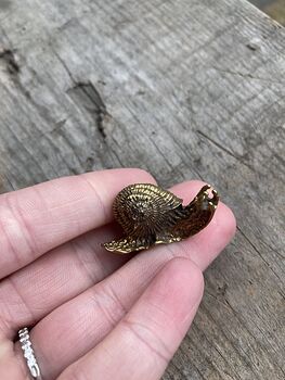 Tiny Brass Snail Figurine #ufDhPiv8MwA