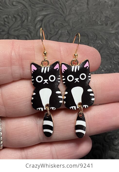 Tuxedo Cat Dangly Tail Earrings - #Djt7a9YevDk-1