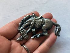 Vintage Bucking Bronco Rodeo Horse Brooch in Silver Tone #wj3dArCMAlY
