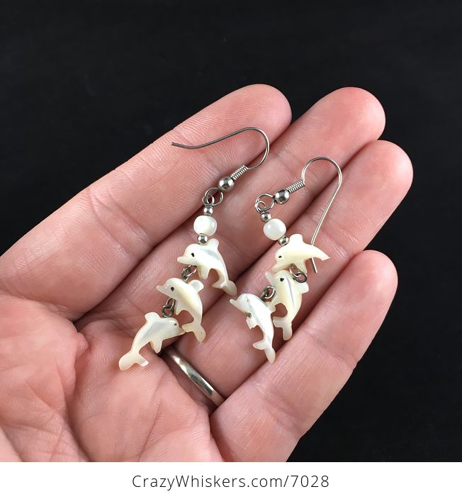 Vintage Dangly Mother of Pearl Dolphin Earrings - #I7MKg6VIWxE-3