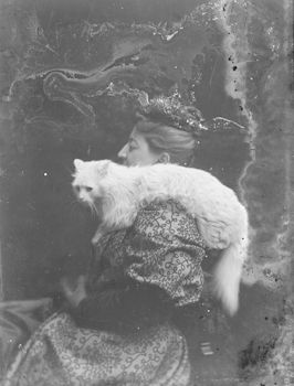 Vintage Digital Image of a Cat on a Womans Shoulder #wjnQgyL4gMQ