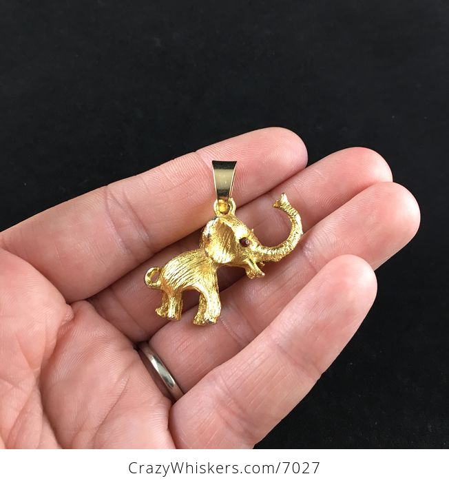 Vintage Gold Toned Elephant Jewelry Penant - #l37U9BupXIo-1