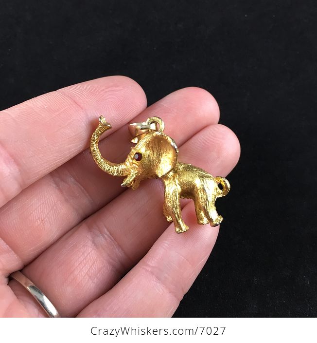 Vintage Gold Toned Elephant Jewelry Penant - #l37U9BupXIo-6